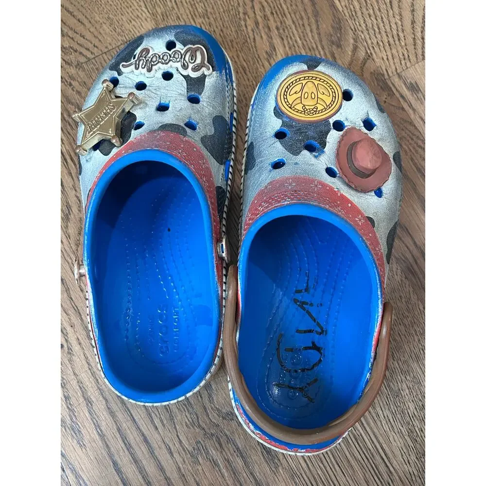 Crocs Kids Toy Story Sheriff Woody Classic Clogs Size C13